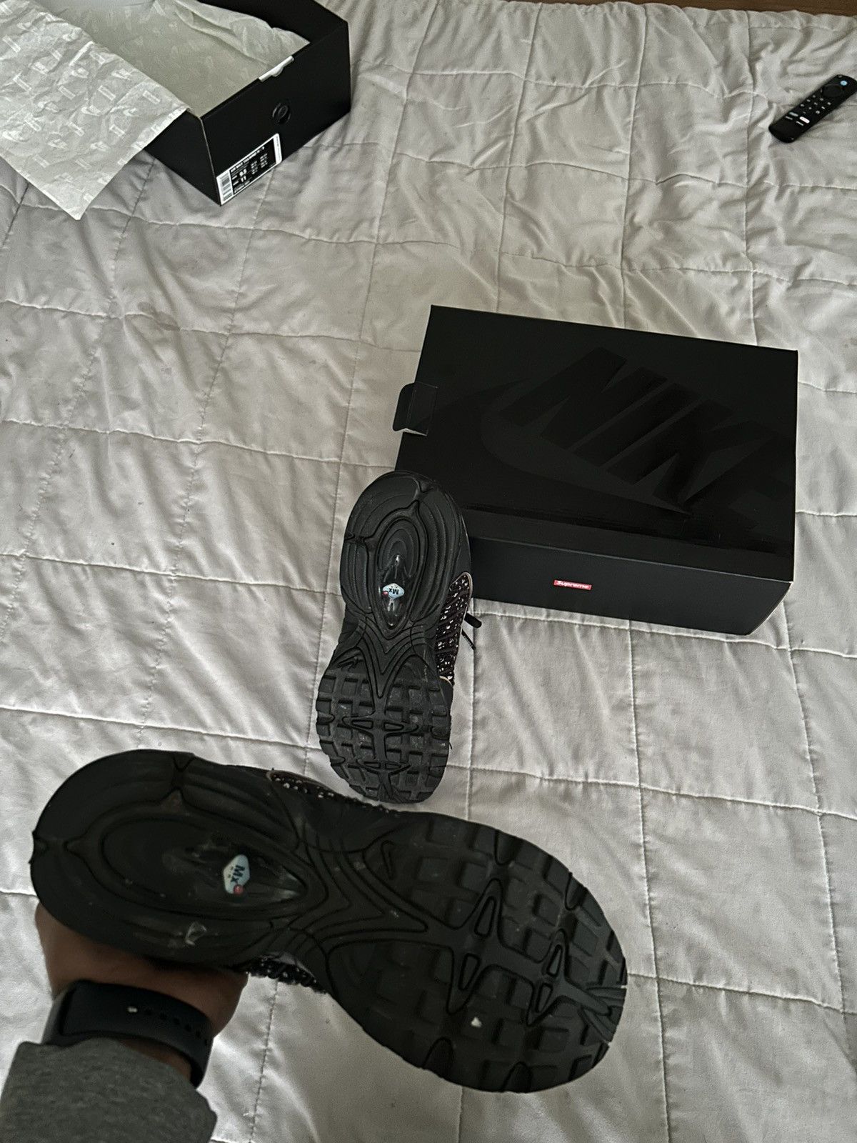 Nike × Supreme Nike x Supreme Air Max Tailwinds Size US 9.5 / EU 42-43 - 3 Thumbnail