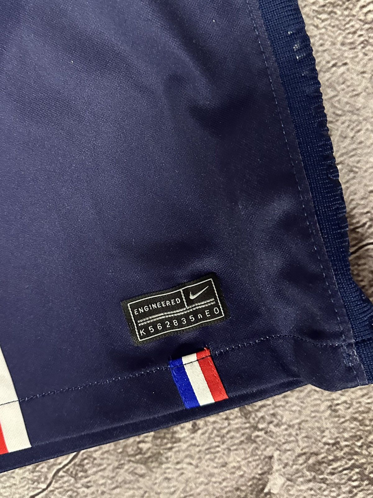 Nike Nike Paris Saint Germain PSG 2019/2020 Home Jersey Shirt Size US S / EU 44-46 / 1 - 3 Thumbnail