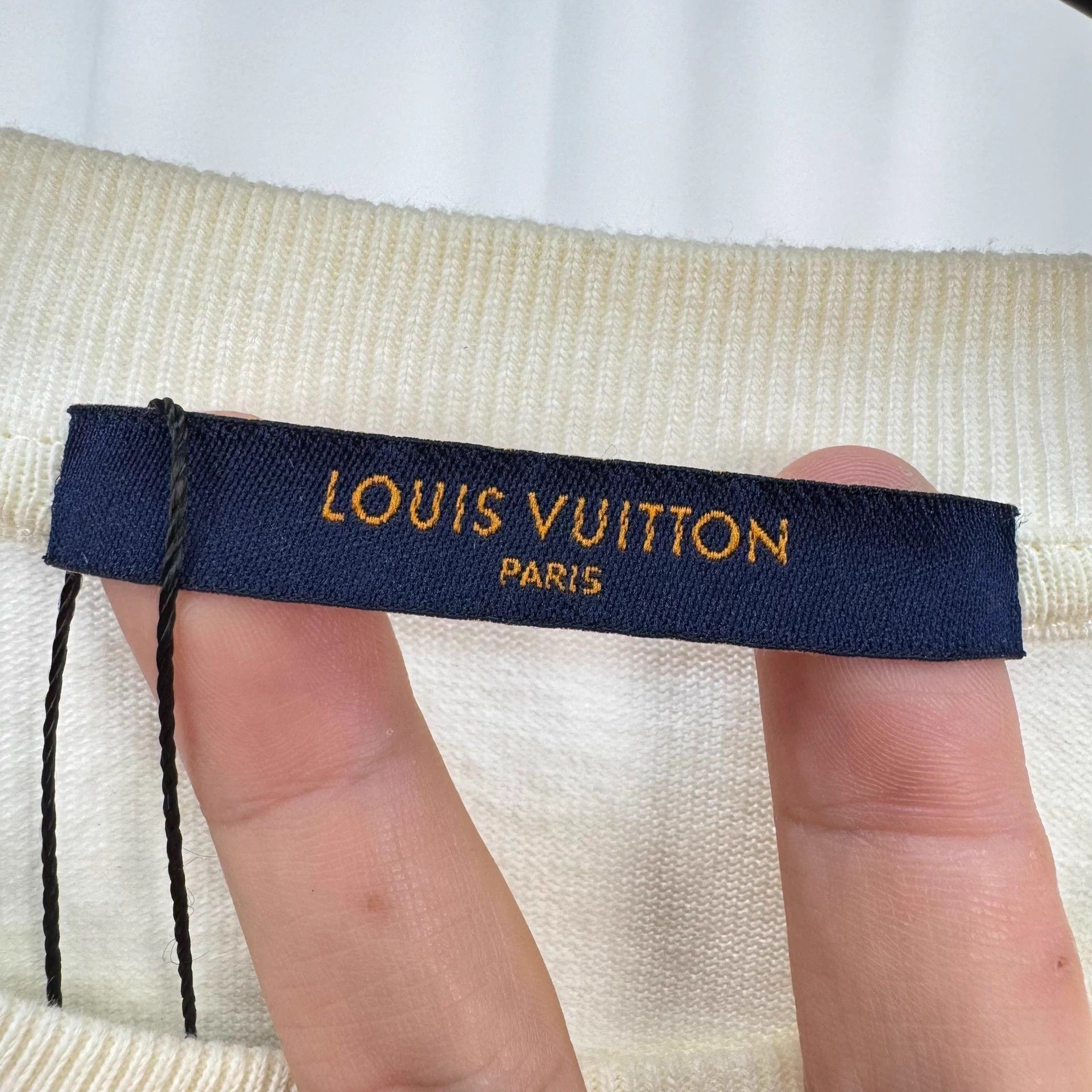 Louis Vuitton LV Piano Print Short Sleeve M 9/10 Size US M / EU 48-50 / 2 - 5 Thumbnail