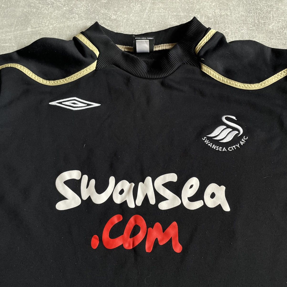 Other Swansea City football shirt Soccer Umbro Jersey sweatshirt Size US XL / EU 56 / 4 - 2 Thumbnail