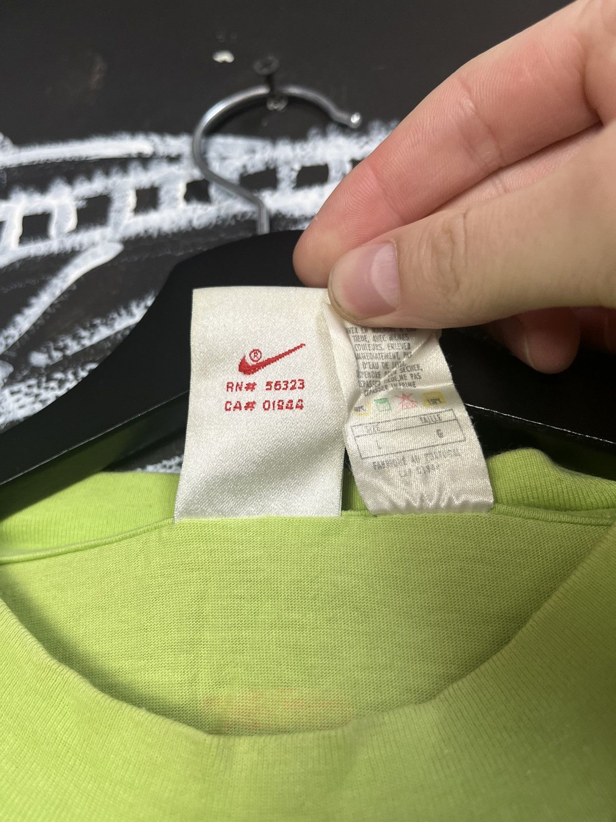 Nike × Vintage Vintage 90s Nike Logo Style T-shirt Size US L / EU 52-54 / 3 - 7 Thumbnail