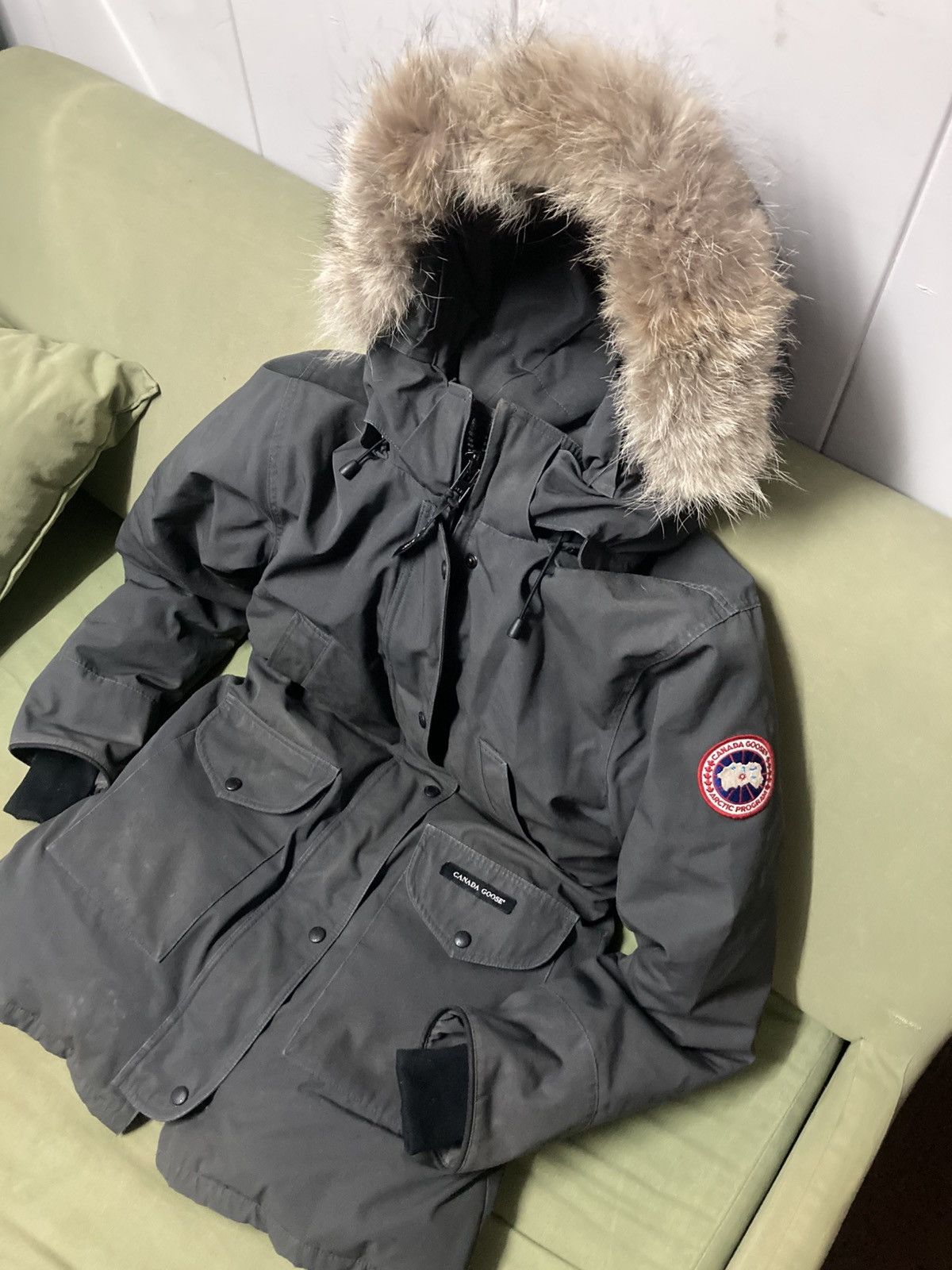 【関税&送料込】Vetements Slate Polyester Down Jacket Vetements Slate Polyester Down Jacket | Grailed