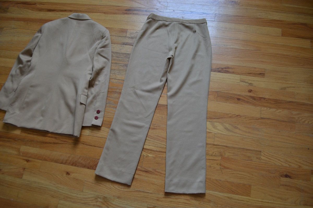 Versace FW1999 Contrast Red Rayon Lined Wool Pant Suit Size M / US 6-8 / IT 42-44 - 13 Thumbnail