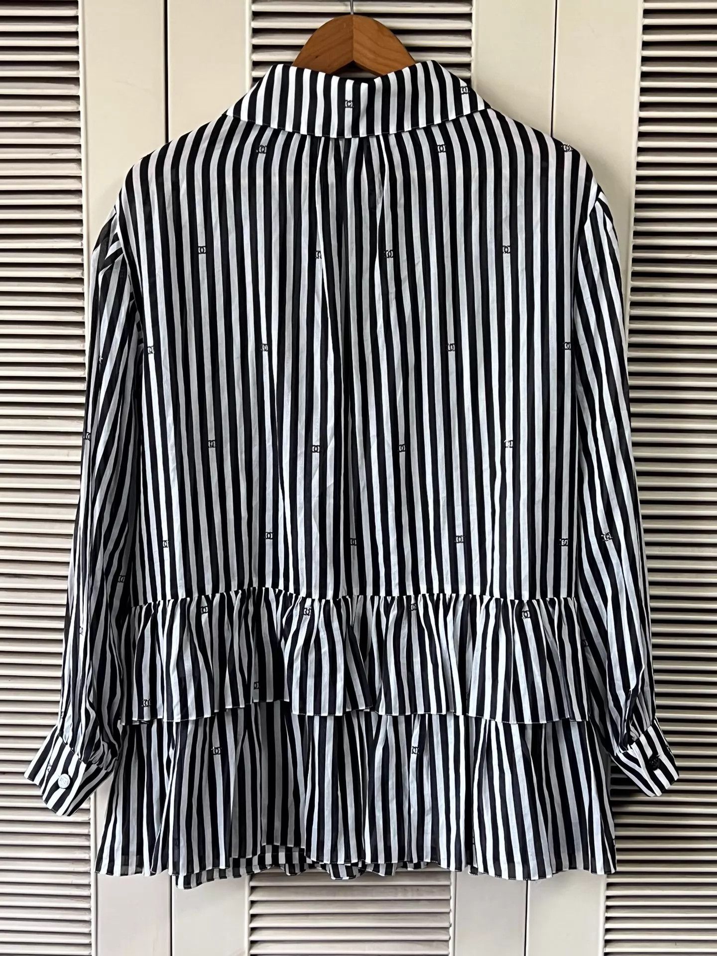 Chanel Chanel 24M B&W Striped Cake Skirt 34 CC Logo Size XS / US 0-2 / IT 36-38 - 2 Thumbnail