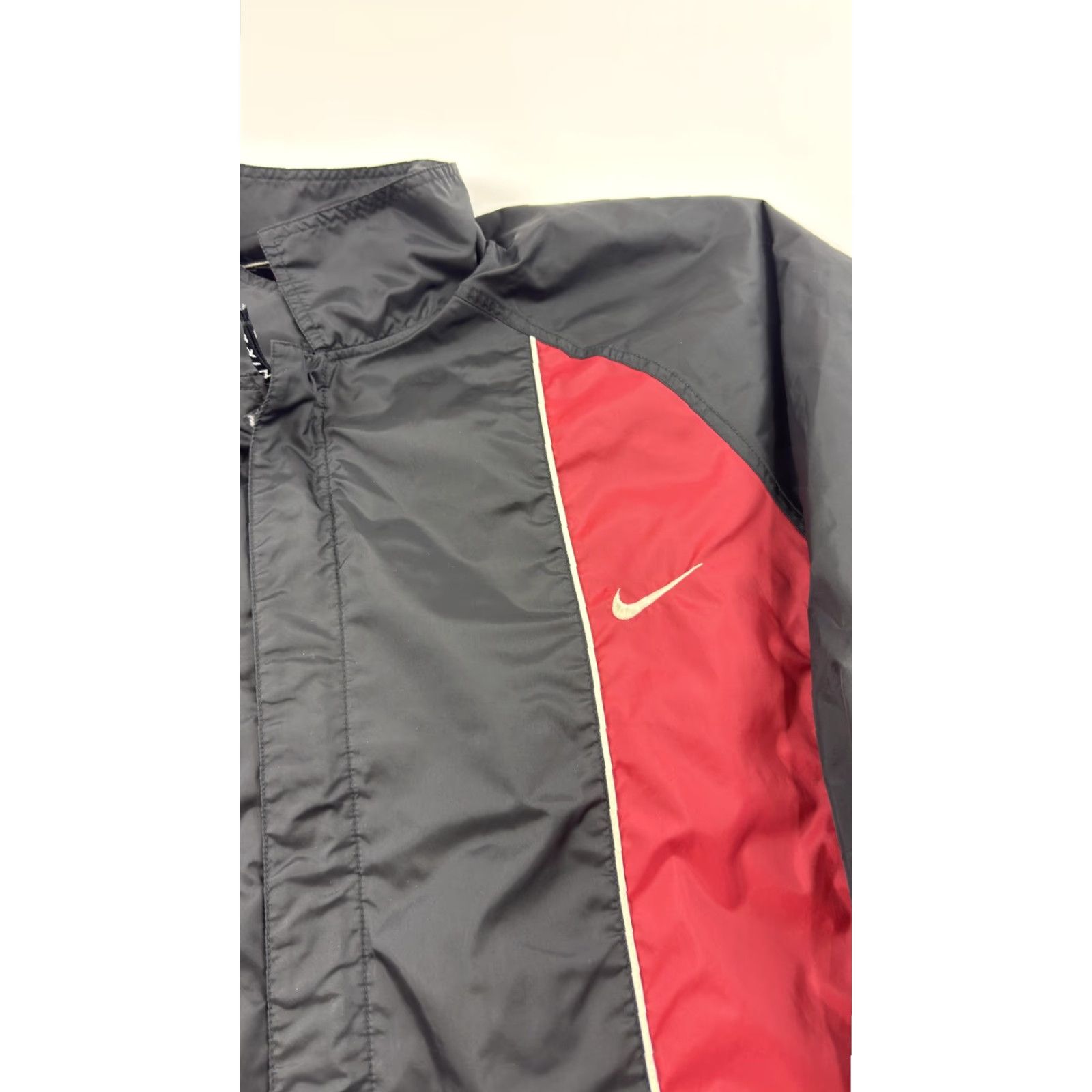 Nike VINTAGE Nike Jacket Mens XL Windbreaker Full Zip Embroidered Swoosh 90s Size US XL / EU 56 / 4 - 5 Thumbnail