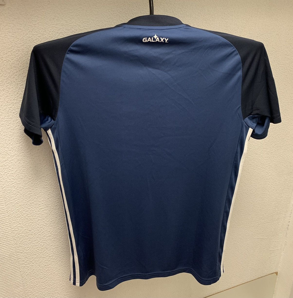 Adidas Adidas La Galaxy MLS soccer jersey M sz Herbalife Size US M / EU 48-50 / 2 - 2 Thumbnail