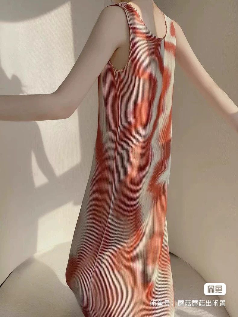 Issey Miyake Issey Miyake Red striped dress Size S / US 4 / IT 40 - 4 Thumbnail