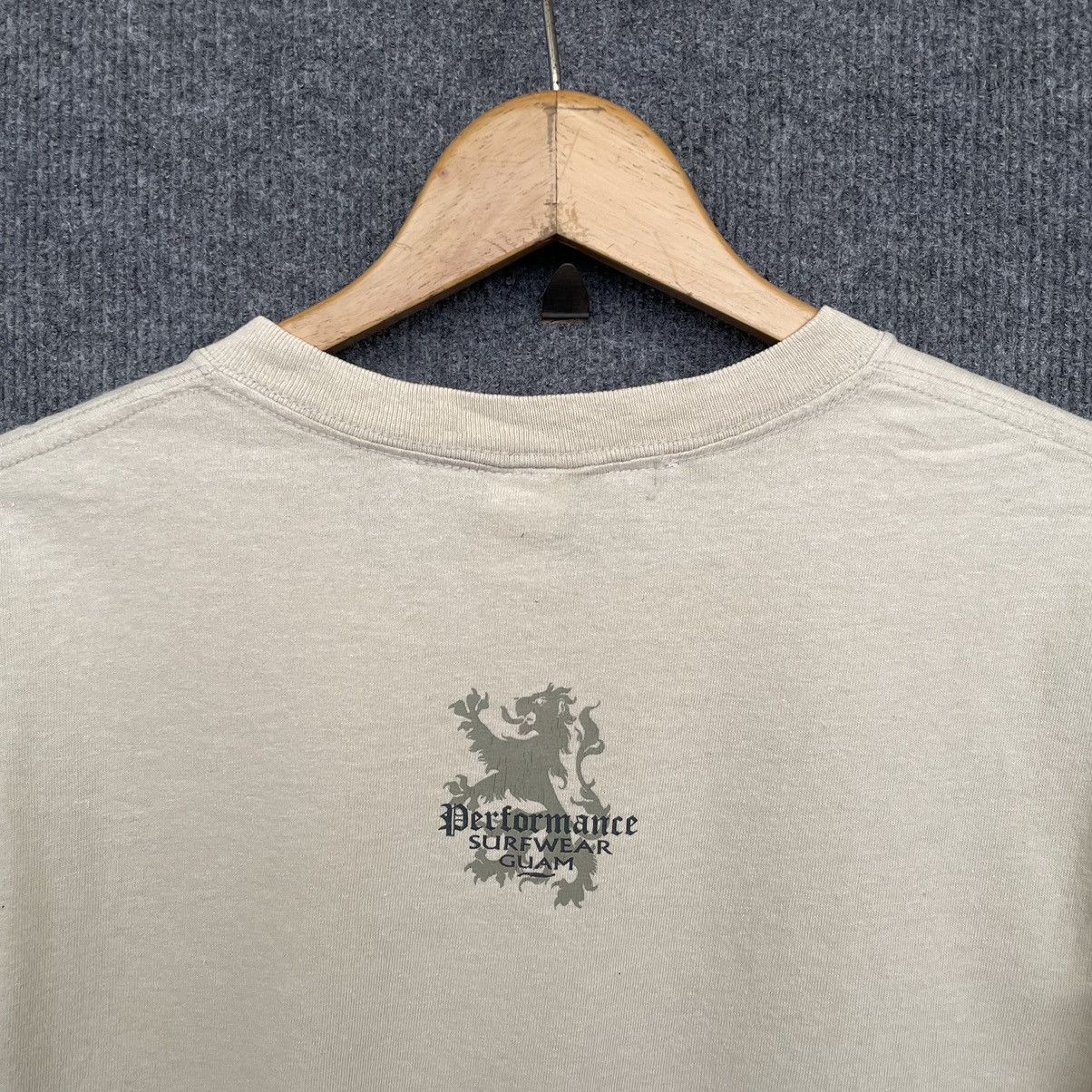 Vintage Vintage 1990s Performance Surfwear T Shirt Size US S / EU 44-46 / 1 - 5 Thumbnail