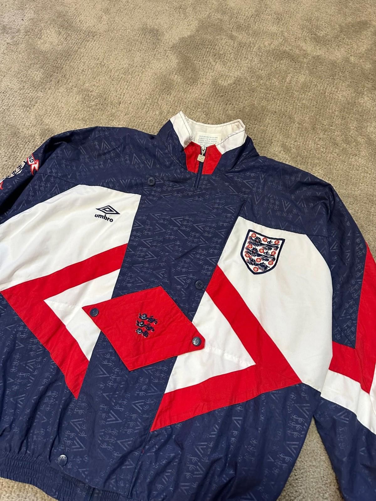 Umbro National Team England 1992 Umbro VTG Football Soccer Jacket Size US L / EU 52-54 / 3 - 4 Thumbnail