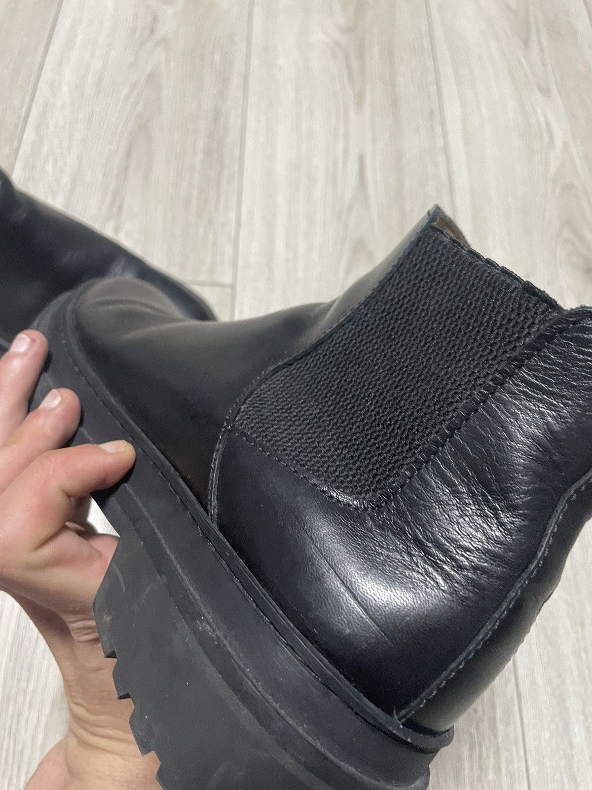 A.P.C. APC Leather Chelsea Black Classic Boot 27.5 cm Size US 10 / EU 43 - 21 Thumbnail
