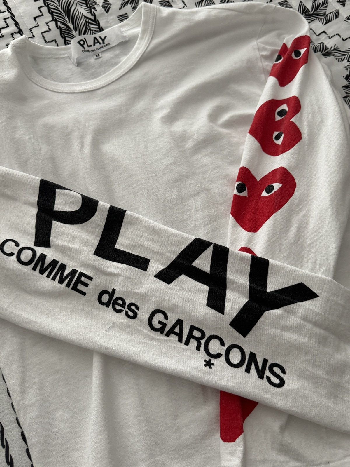 Comme des Garcons PLAY Comme Des Garcons PLAY long sleeve tee (women’s size M) Size M / US 6-8 / IT 42-44 - 2 Thumbnail