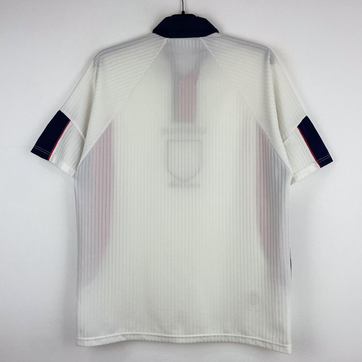 Umbro Vintage England Umbro Home Jersey Shirt 1997/1999 Size M Size US M / EU 48-50 / 2 - 12 Thumbnail