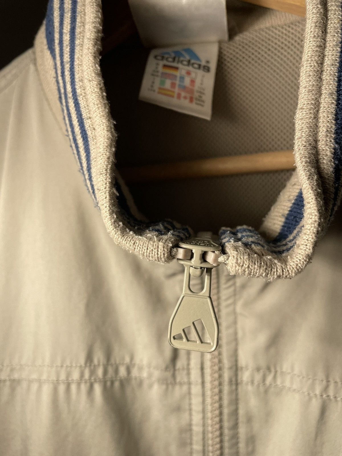 Adidas × Vintage Vintage Adidas Light Jacket 90s retro y2k Size US M / EU 48-50 / 2 - 5 Thumbnail