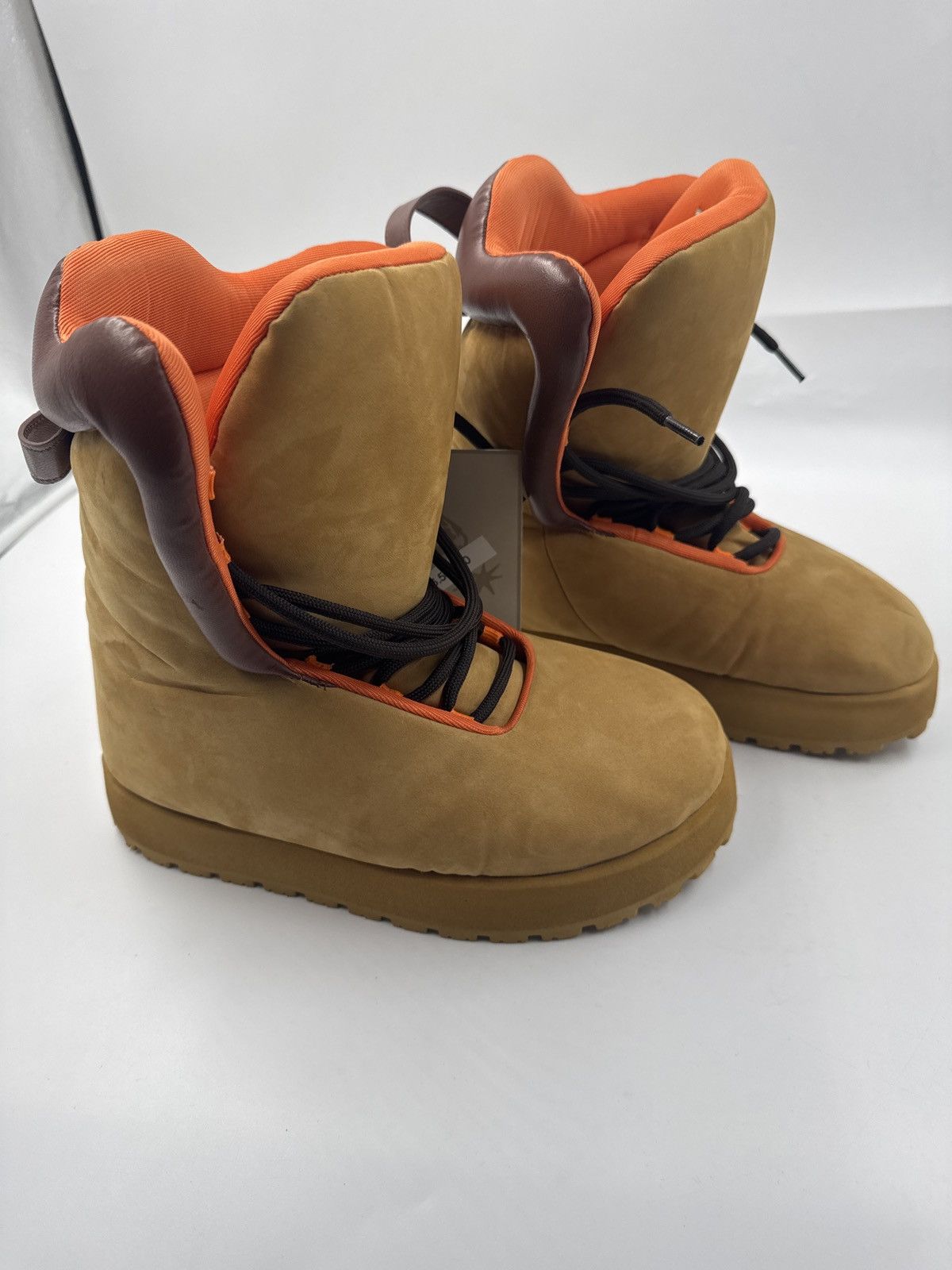 PDF Channel Padded New Buck 'Venus' Boots
