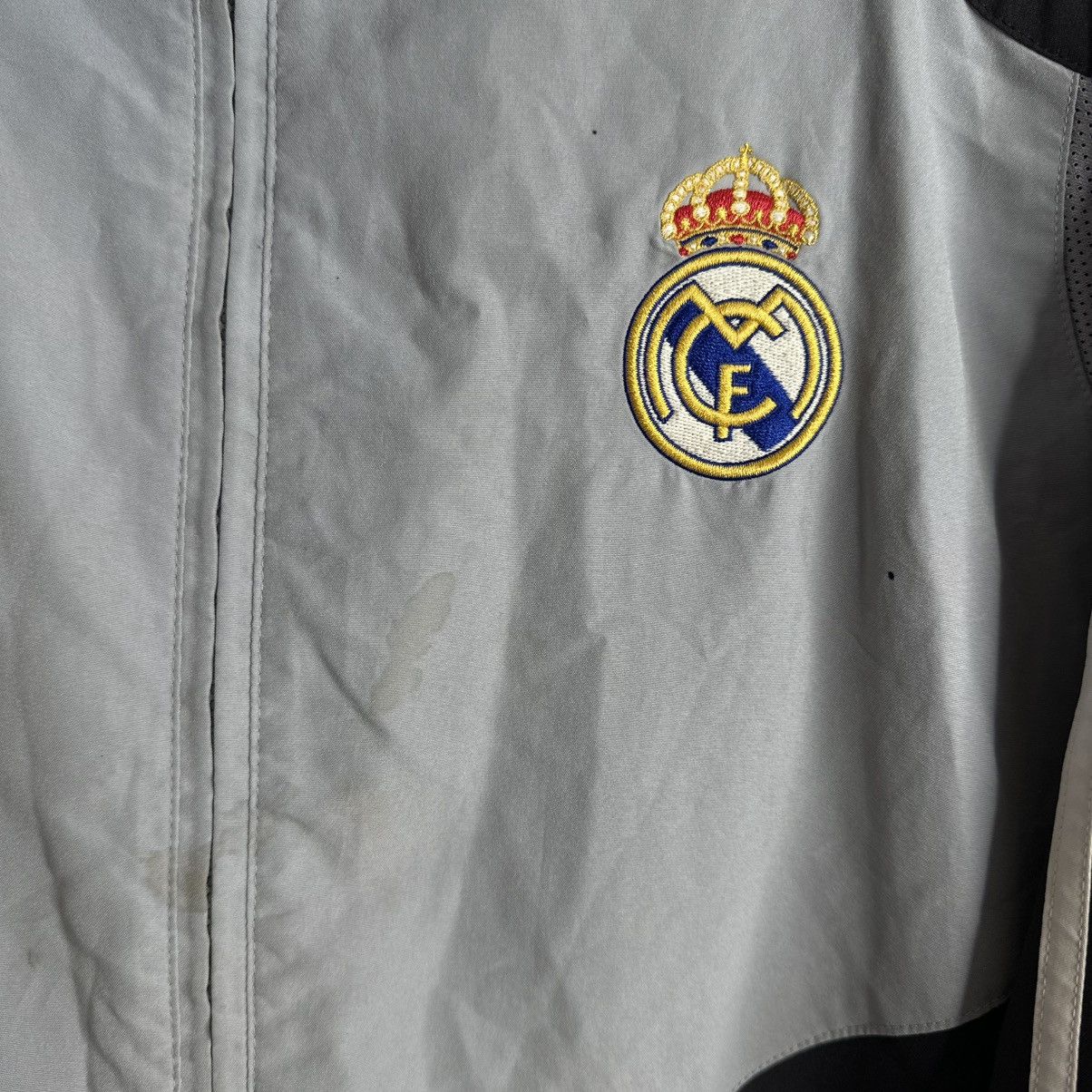 Adidas × Vintage Vintage adidas real madrid jacket Size US M / EU 48-50 / 2 - 6 Thumbnail