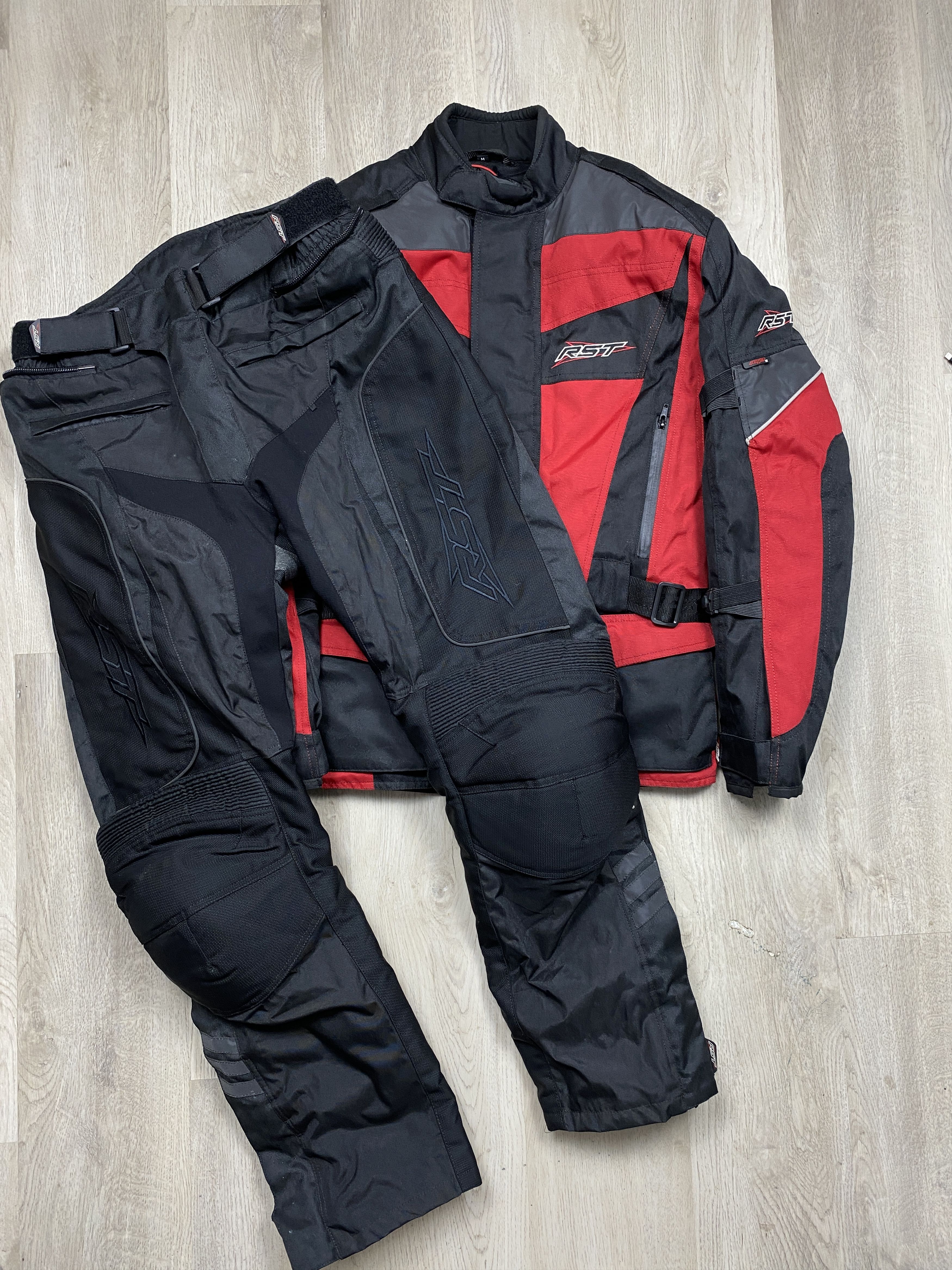 Genuine Leather RST Moto Jacket + Pants Racing Suit Overall Size US M / EU 48-50 / 2 - 1 Thumbnail