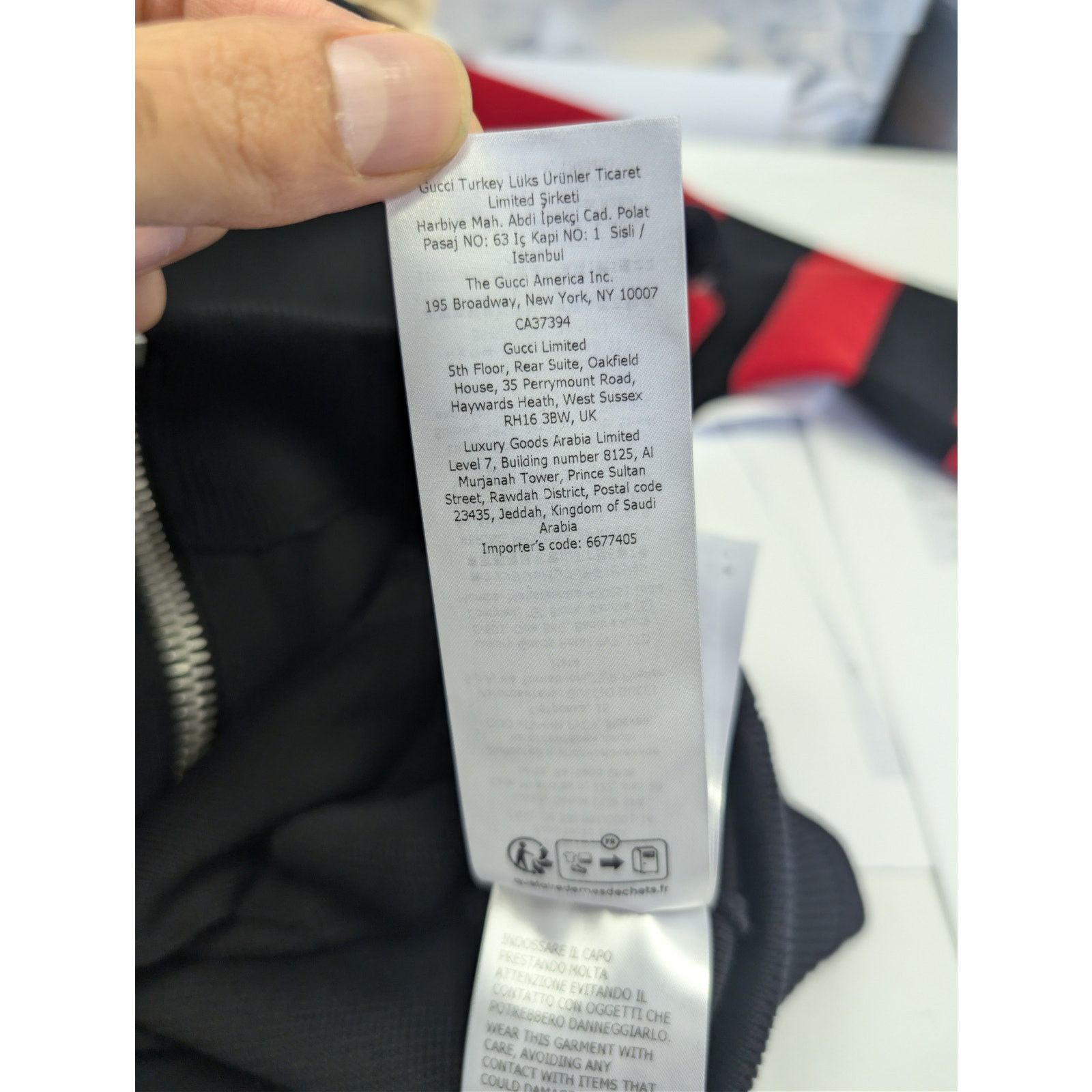 Gucci o1rshd1 Cotton Long Sleeve Bomber Jacket in Black/Red Size US XL / EU 56 / 4 - 18 Thumbnail