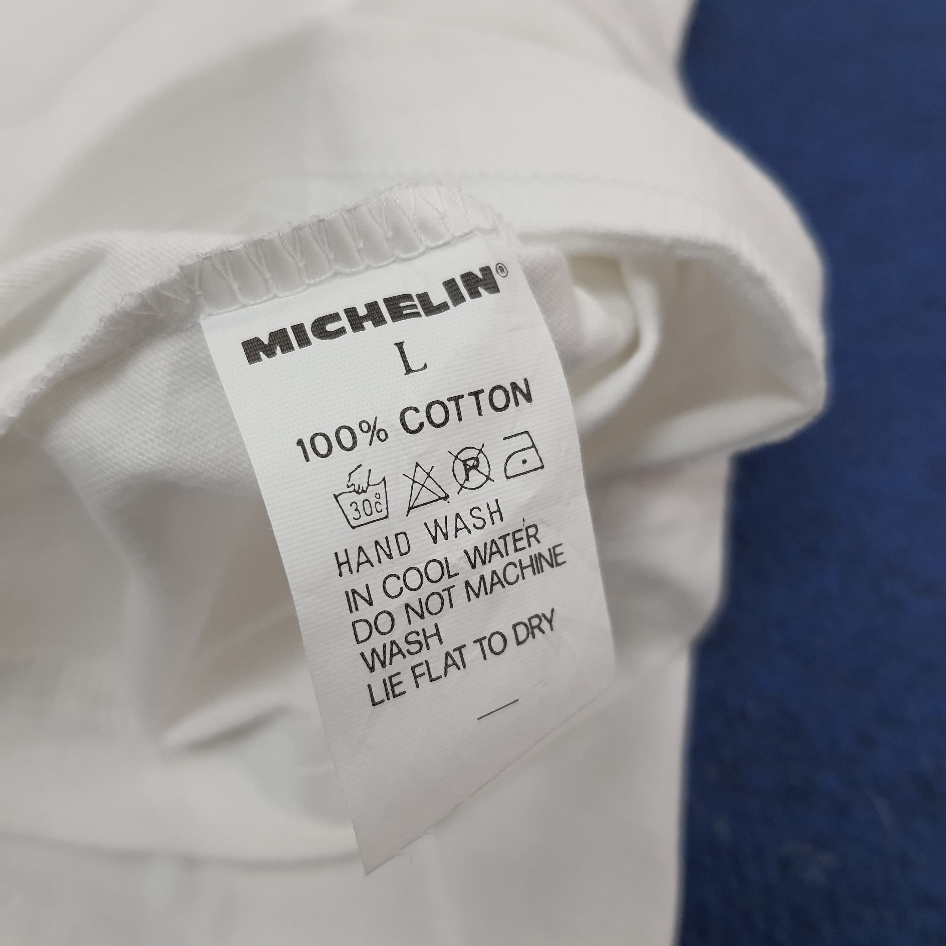 Vintage Vintage The Tire Michelin Motorsports Tshirt C259N6 Size US L / EU 52-54 / 3 - 6 Thumbnail
