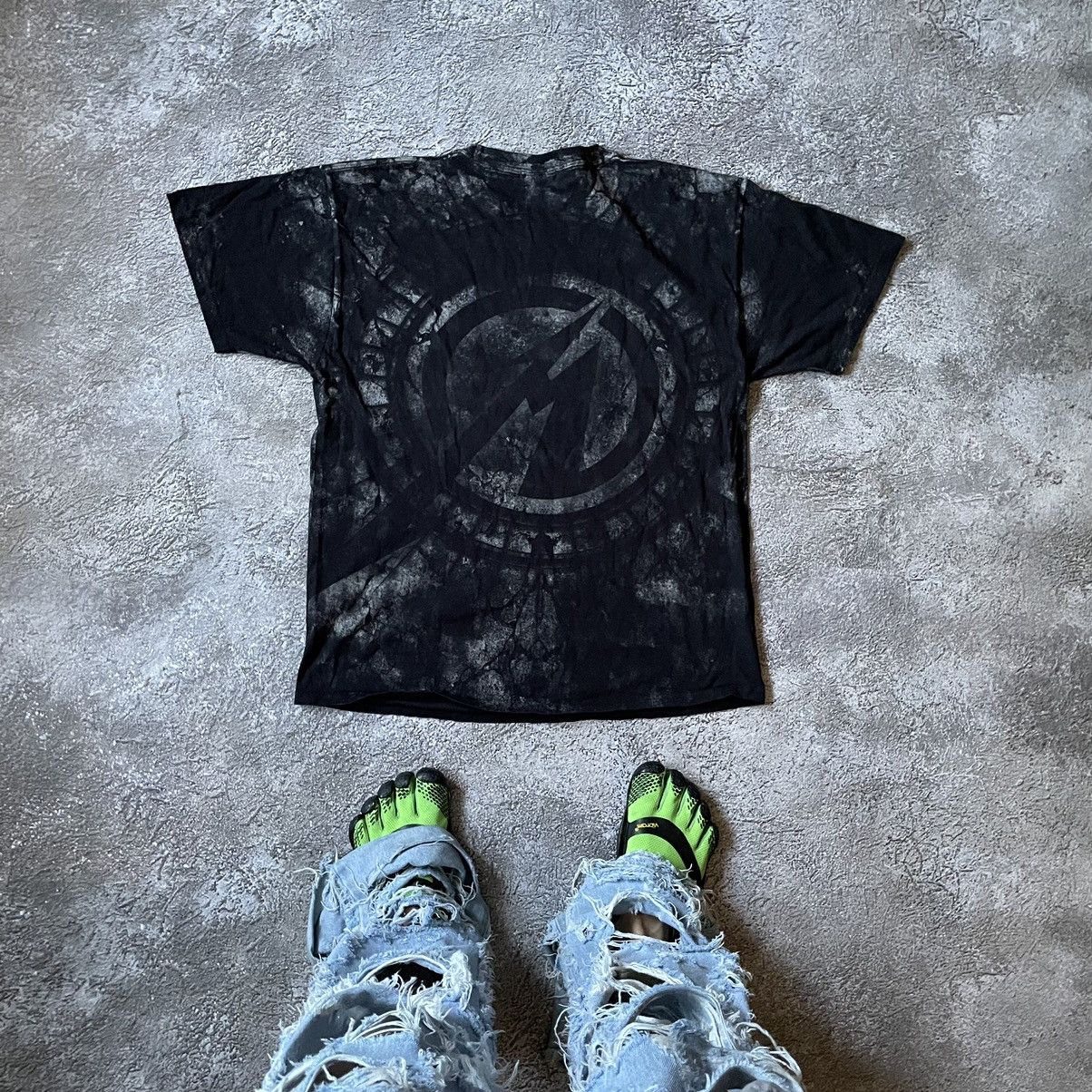 Band Tees Vintage 00s METALLICA BAND PUNK GOTH FACE ABSTRACT HORROR Size US L / EU 52-54 / 3 - 6 Thumbnail
