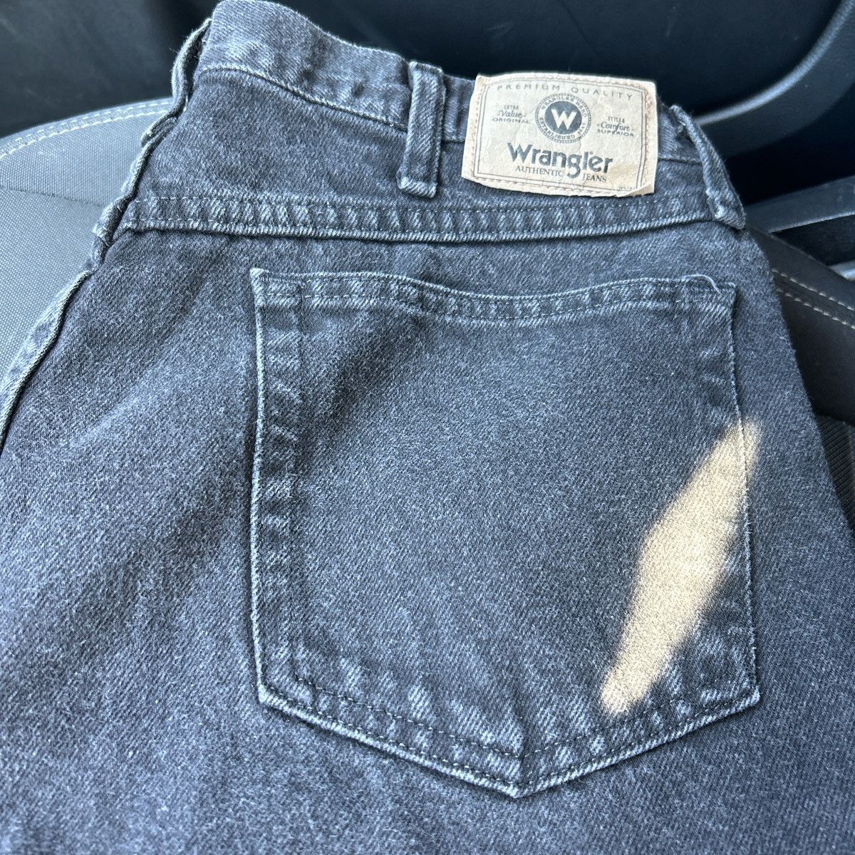 Vintage × Wrangler Black wrangler jeans 38x30 Size US 38 / EU 54 - 2 Thumbnail