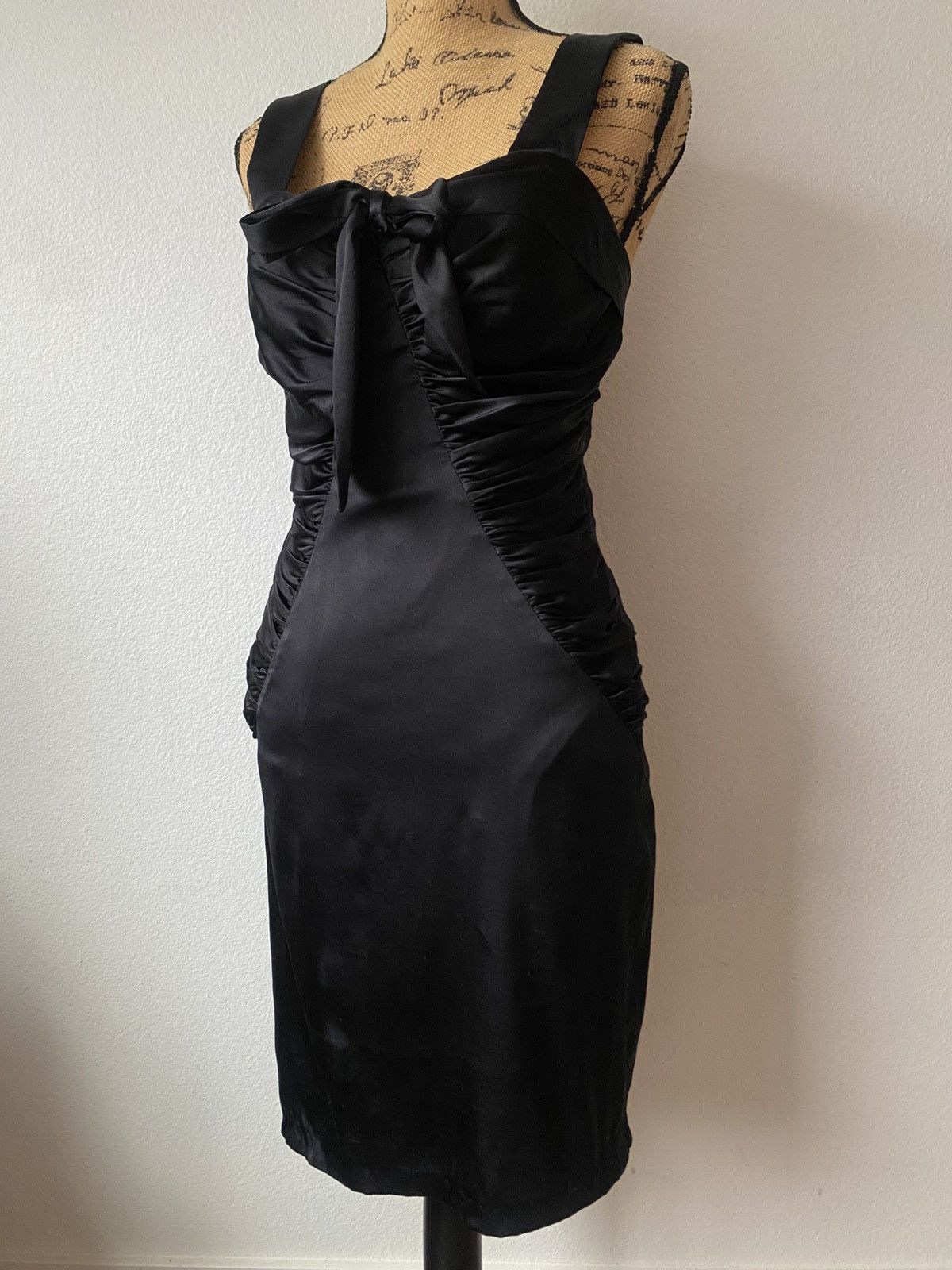 Vintage 90s/Y2K Betsey Johnson 100% Silk Bow Wiggle Dress