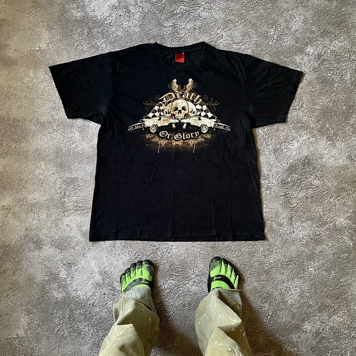 Vintage Vintage 2000s Graphic Tee Skull Print Dark Grunge Streetwear Size US XL / EU 56 / 4 - 1 Thumbnail
