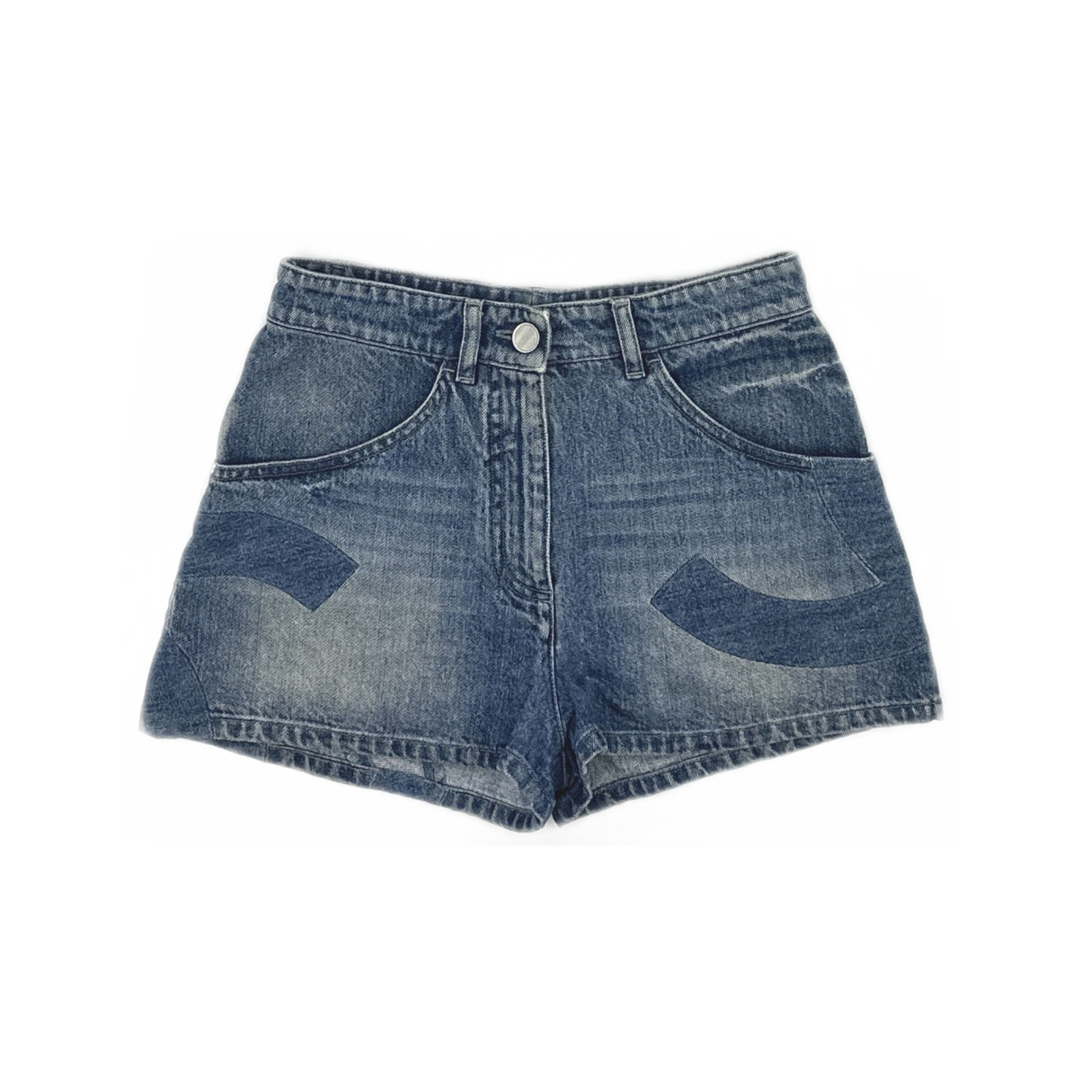 Chanel Chanel Denim Shorts Size 34 Size 25" / US 0 / IT 36 - 1 Thumbnail