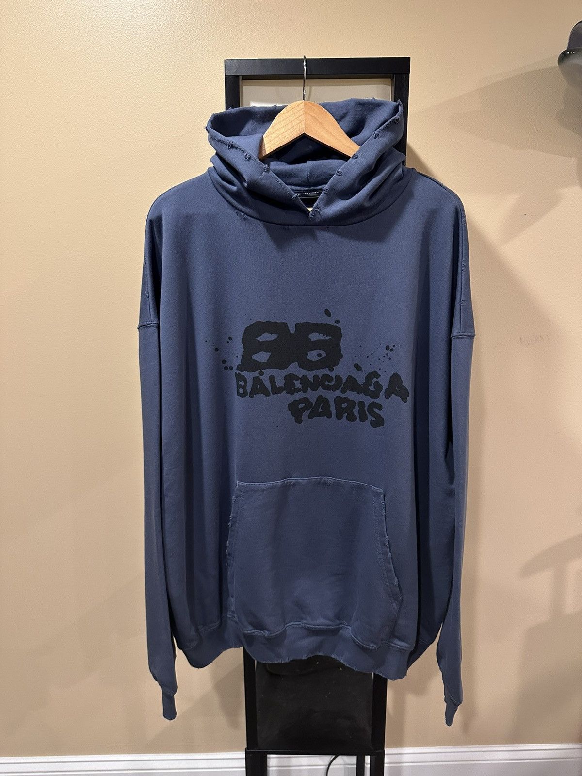 Balenciaga Balenciaga Oversize Spray Bleach Print Logo Dark Blue Hoodie Size US XXS / EU 40 - 1 Thumbnail