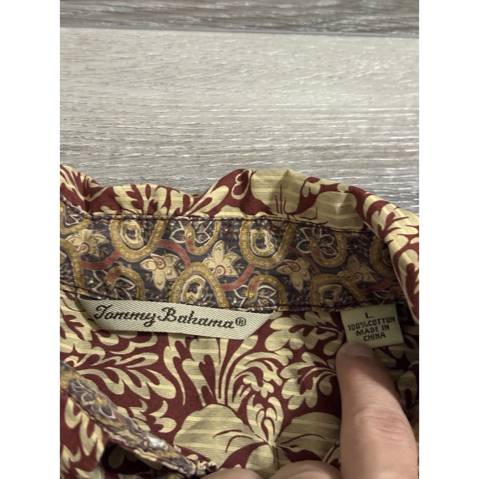 Tommy Bahama Tommy Bahama Red Floral Long Sleeve Button Up - Men’s Large Size US L / EU 52-54 / 3 - 2 Thumbnail