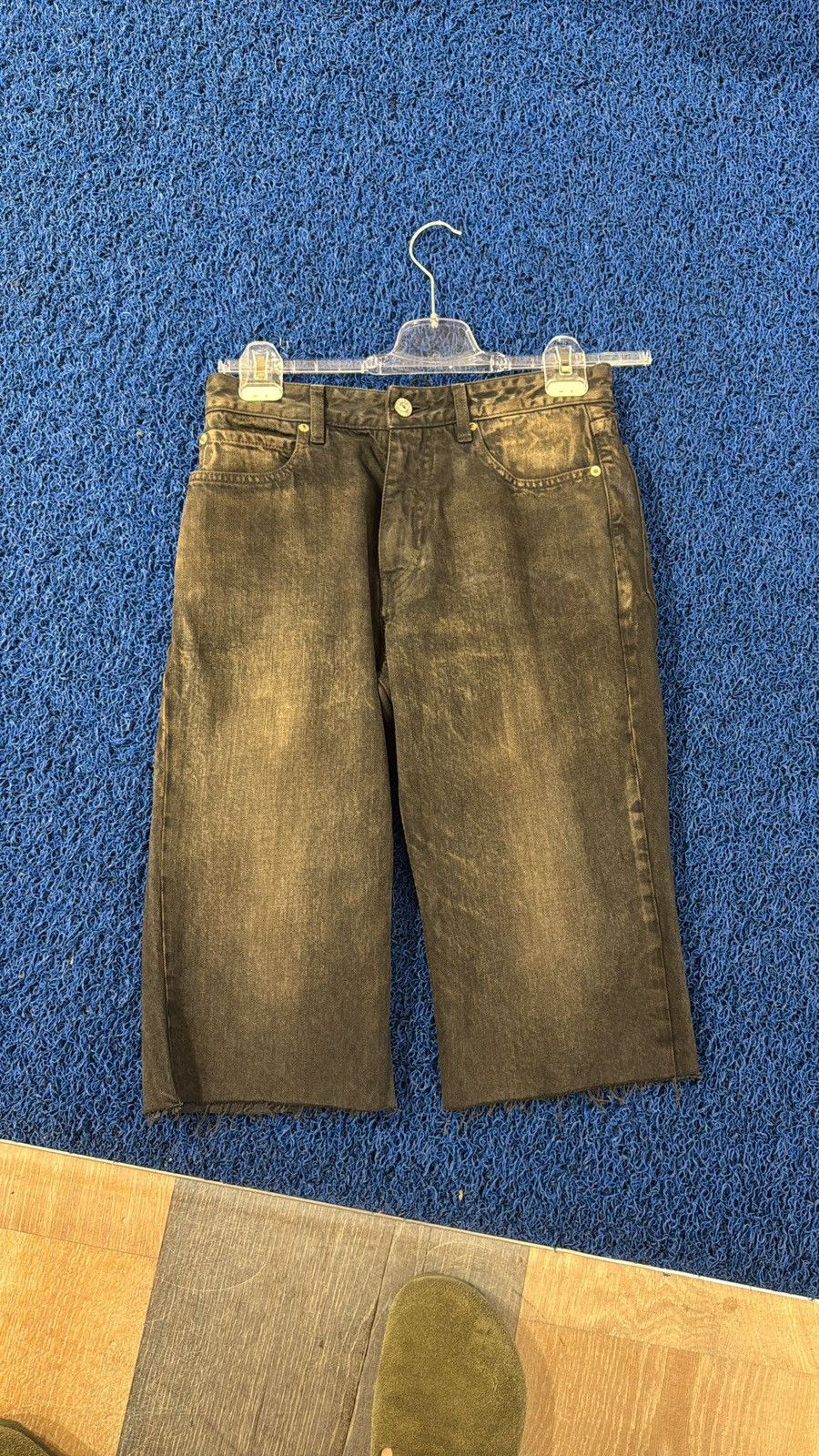 Balenciaga BNWT Balenciaga Denim Shorts Size US 34 / EU 50 - 1 Thumbnail