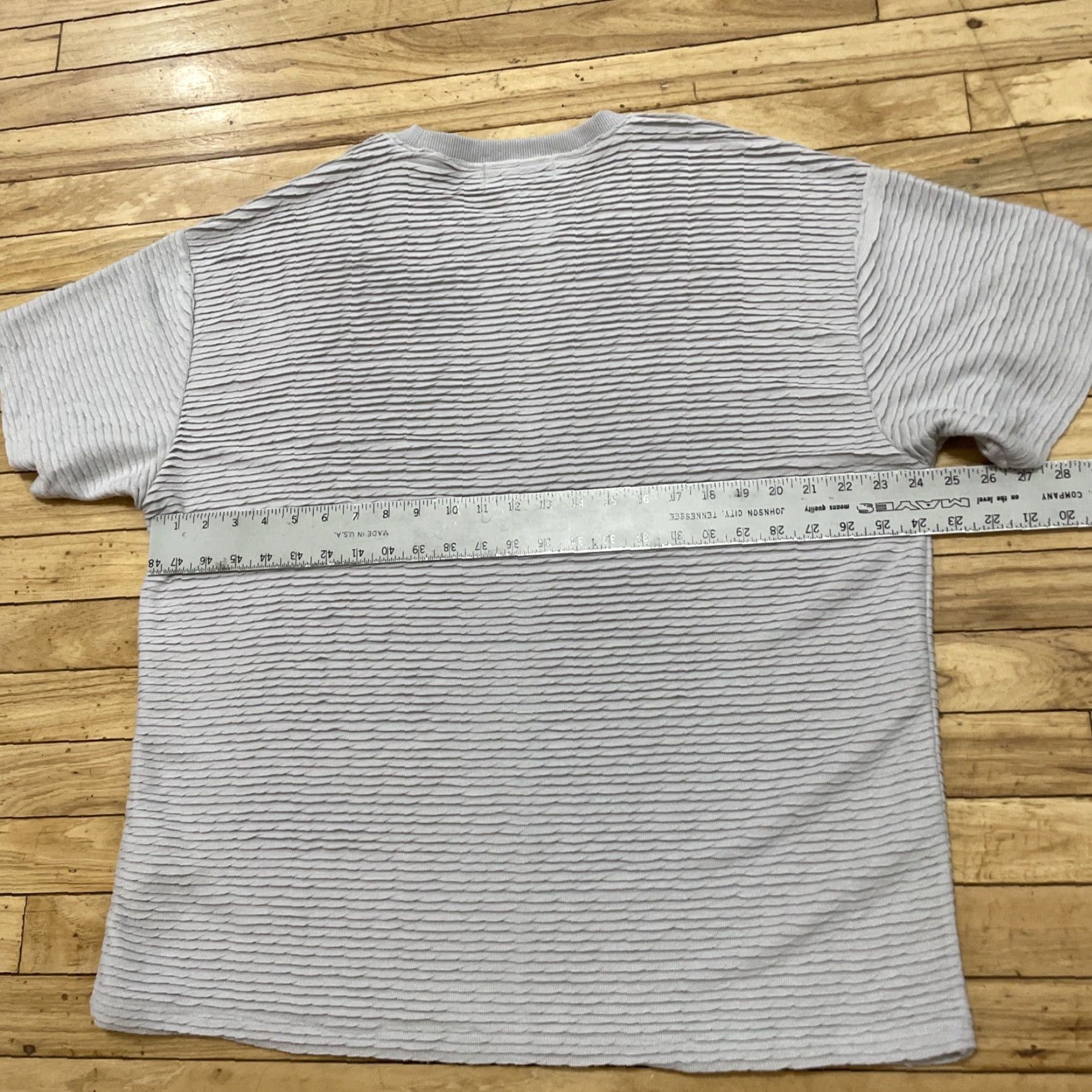 Forever 21 FOREVER 21 Shirt Men L Gray Ruffle 90s Tee Short Sleeve Modern Casual Women’s? Size US L / EU 52-54 / 3 - 7 Thumbnail