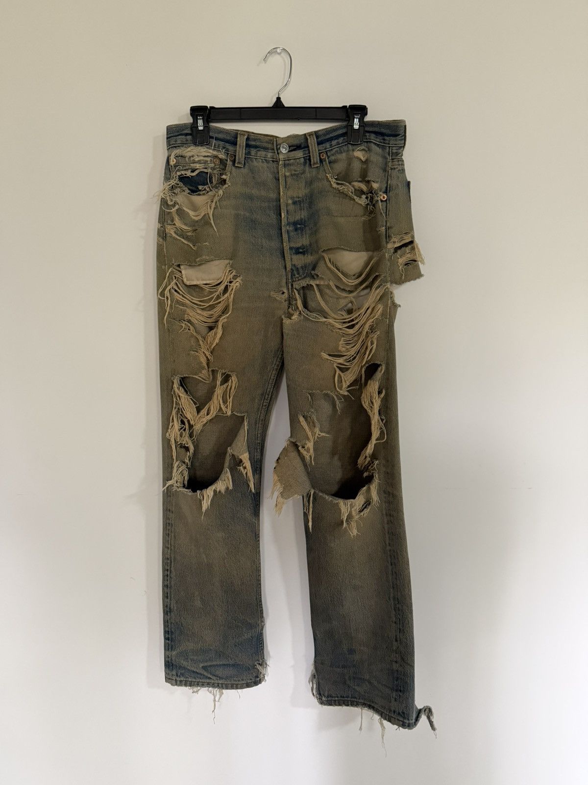 Vintage Thrashed Levi’s 501 Denim Size US 32 / EU 48 - 2 Thumbnail