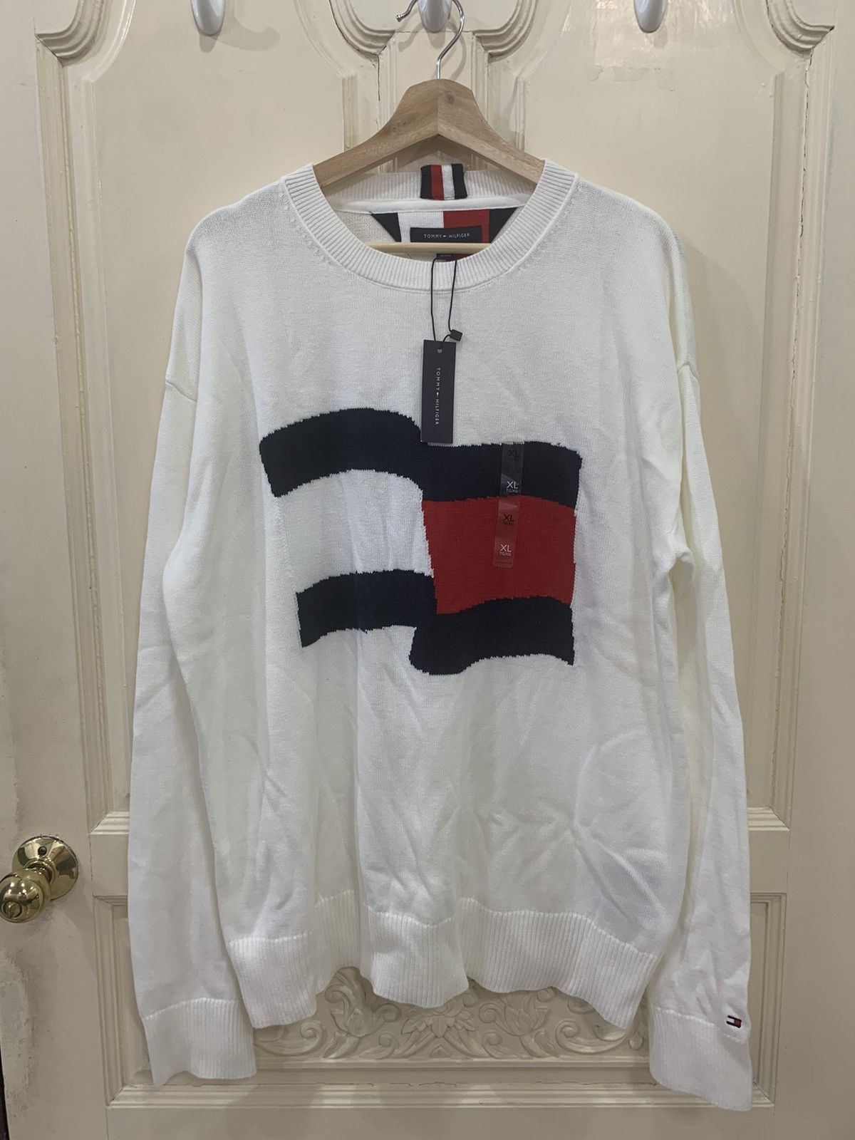 Tommy Hilfiger Tommy Hilfiger Light Sweater Size US XL / EU 56 / 4 - 1 Thumbnail