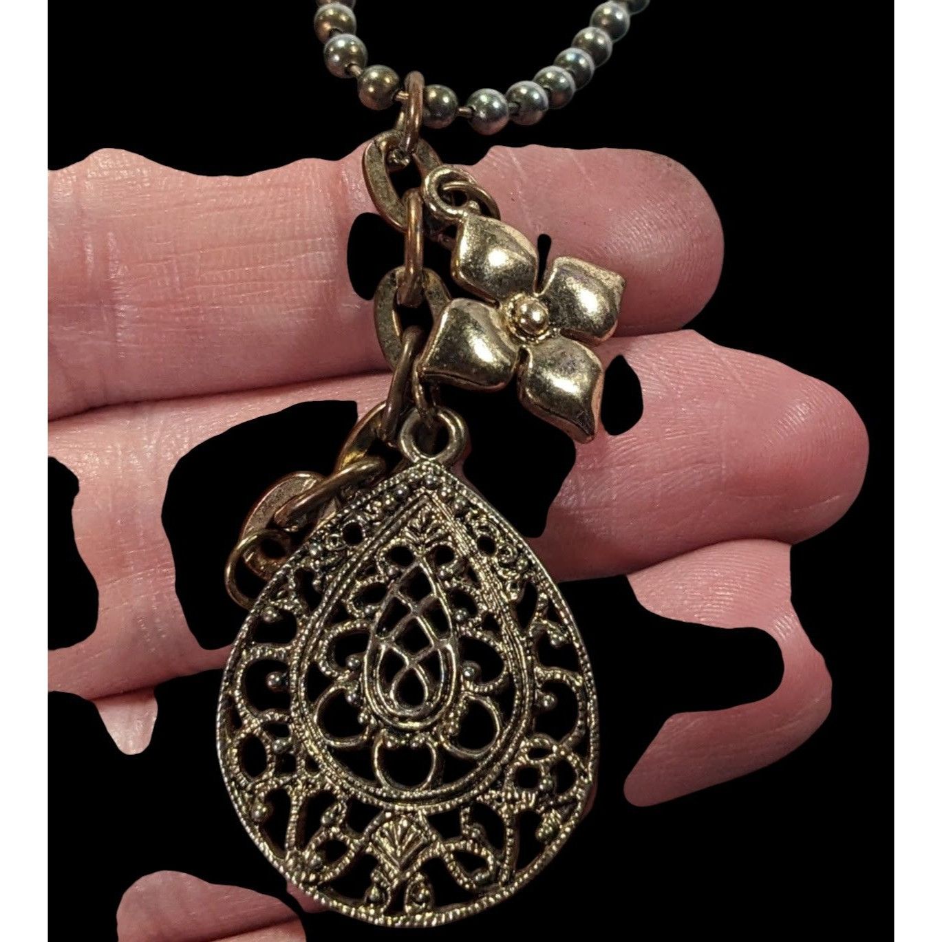 Other Bohemian Floral Gold Tone Charm Cluster Pendant Necklace Size ONE SIZE - 5 Thumbnail