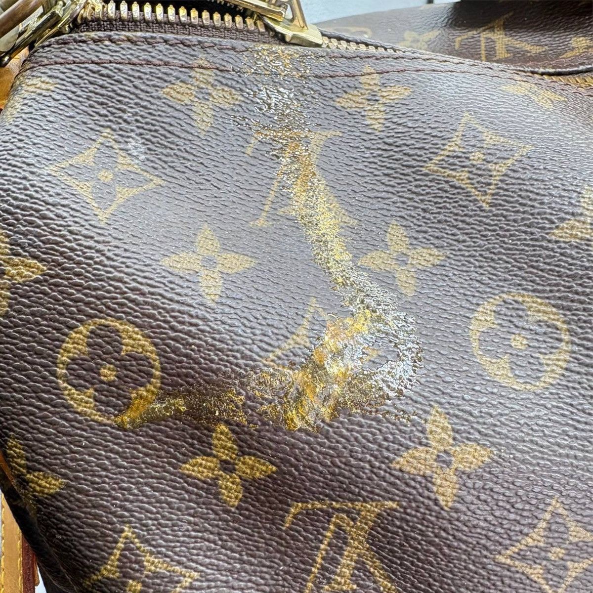 Louis Vuitton Louis Vuitton Keepall 60 Bandouliere Bag Size ONE SIZE - 16 Thumbnail