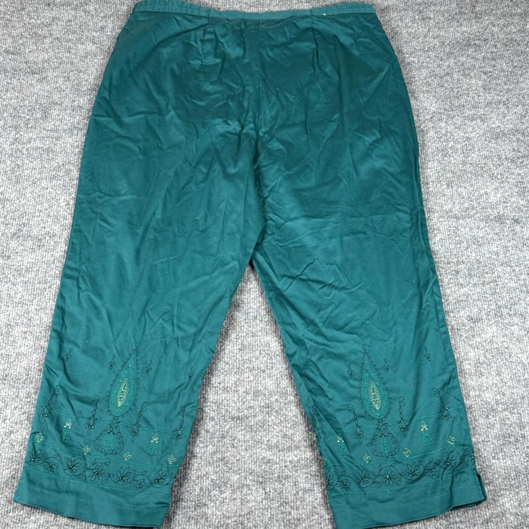Worthington Worthington Capris Pants Teal Embroidered Beaded Paisley Stretch 16W Womens Pull On Cropped Casual Size 38" / US 16 / IT 52 - 3 Thumbnail