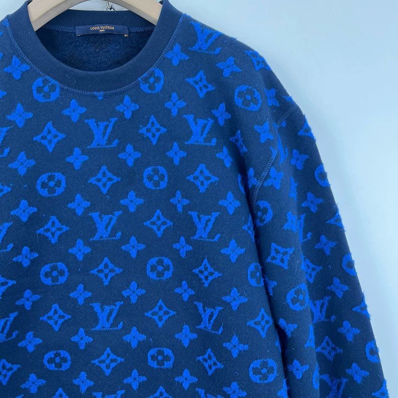 Louis Vuitton Louis Vuitton Blue presbyopic logo flocked sweatshirt Size US L / EU 52-54 / 3 - 4 Thumbnail