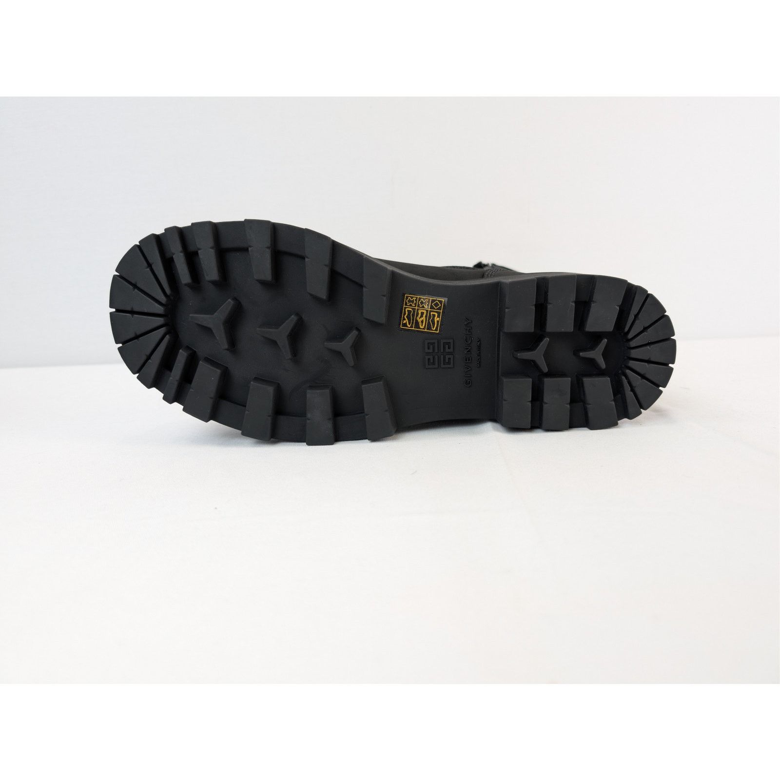 Givenchy o1rshd1 Zip High Boots in Black Size US 11 / EU 44 - 12 Thumbnail