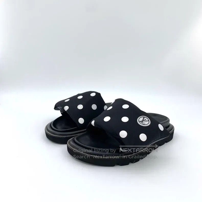 Louis Vuitton Louis Vuitton Black polka-dot logo casual flat slippers Size US 5.5 / IT 35.5 - 1 Thumbnail