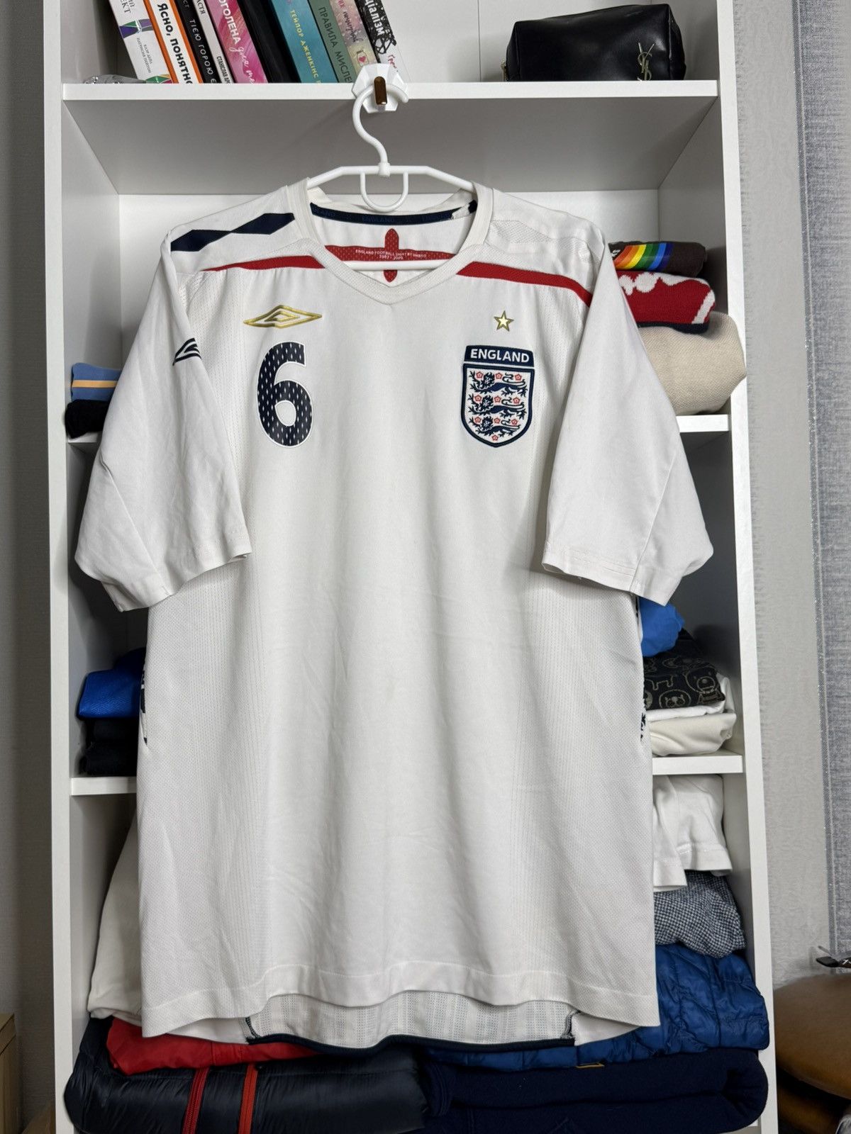 Umbro Vintage 2007-2009 England Umbro #6 Terry jersey size XL Size US XL / EU 56 / 4 - 1 Thumbnail