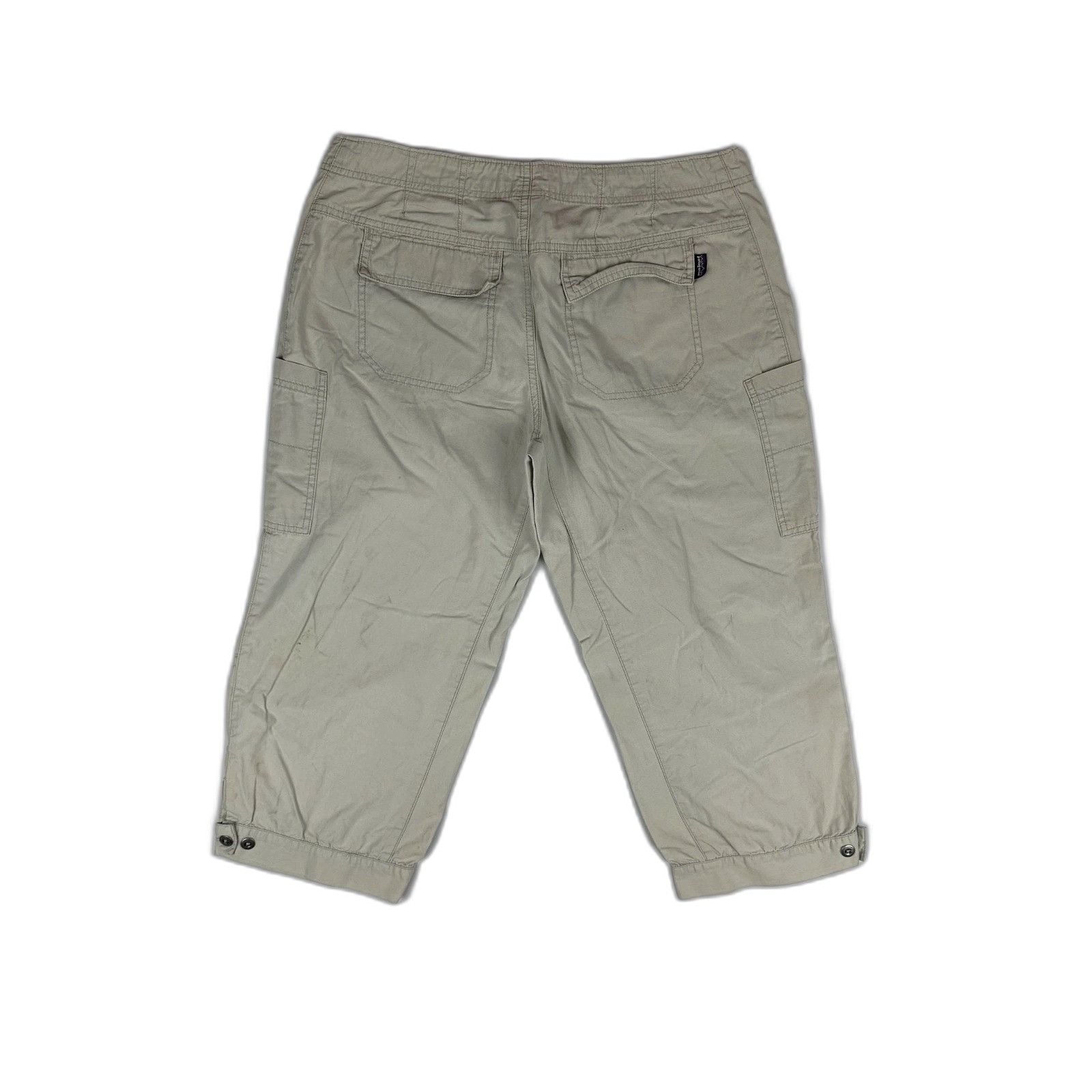 Patagonia Patagonia Womens Size XS Khaki Hiking Capri Pants Outdoor Tr Size US 26 / EU 42 - 1 Thumbnail