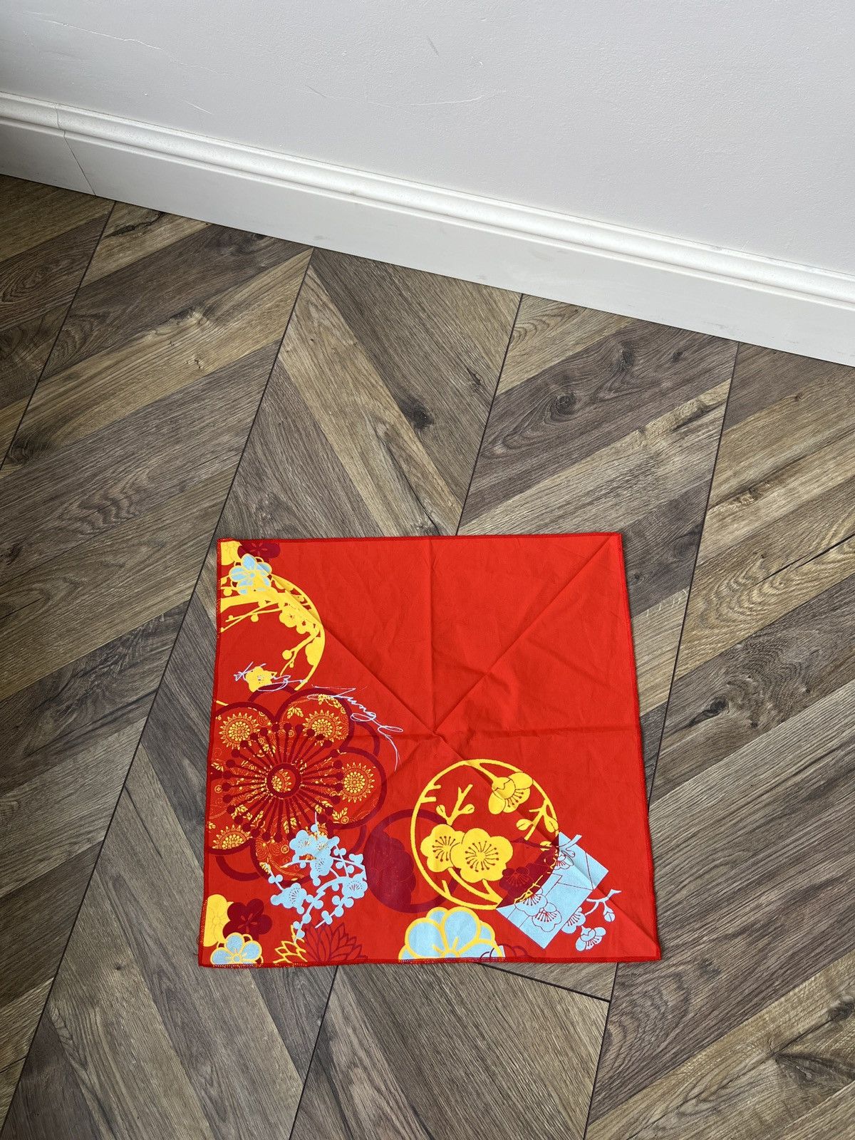 Kenzo Vintage Kenzo Jungle rare Red Floral Square Scarf Size ONE SIZE - 2 Thumbnail