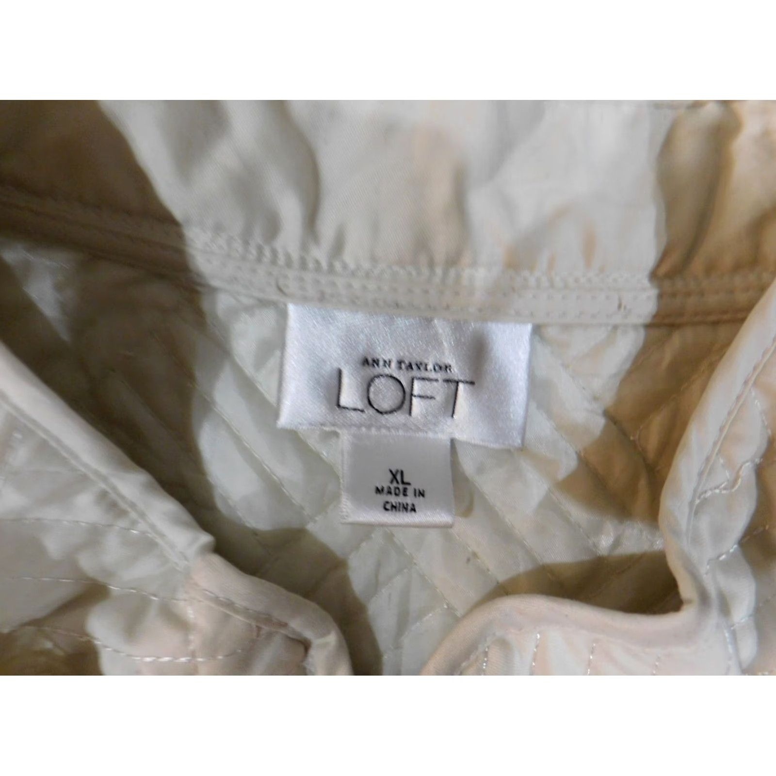 Ann Taylor Loft Vest XL Beige Sleeveless Jacket Womens Polyester Lined Outdoor Ann Taylor Loft Baggy Regular Solid Beige Vest Outdoor Womens XL Clothing Size XL / US 12-14 / IT 48-50 - 5 Thumbnail