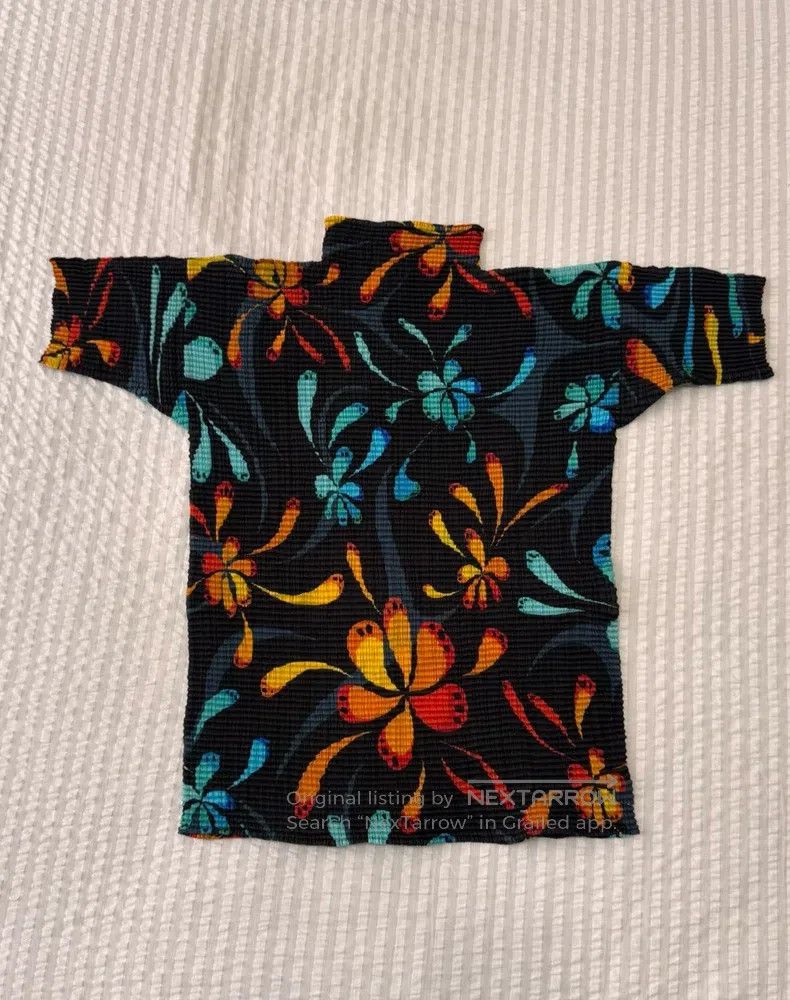 Issey Miyake Issey Miyake Printed Short Sleeve T-shirt Size M / US 6-8 / IT 42-44 - 2 Thumbnail