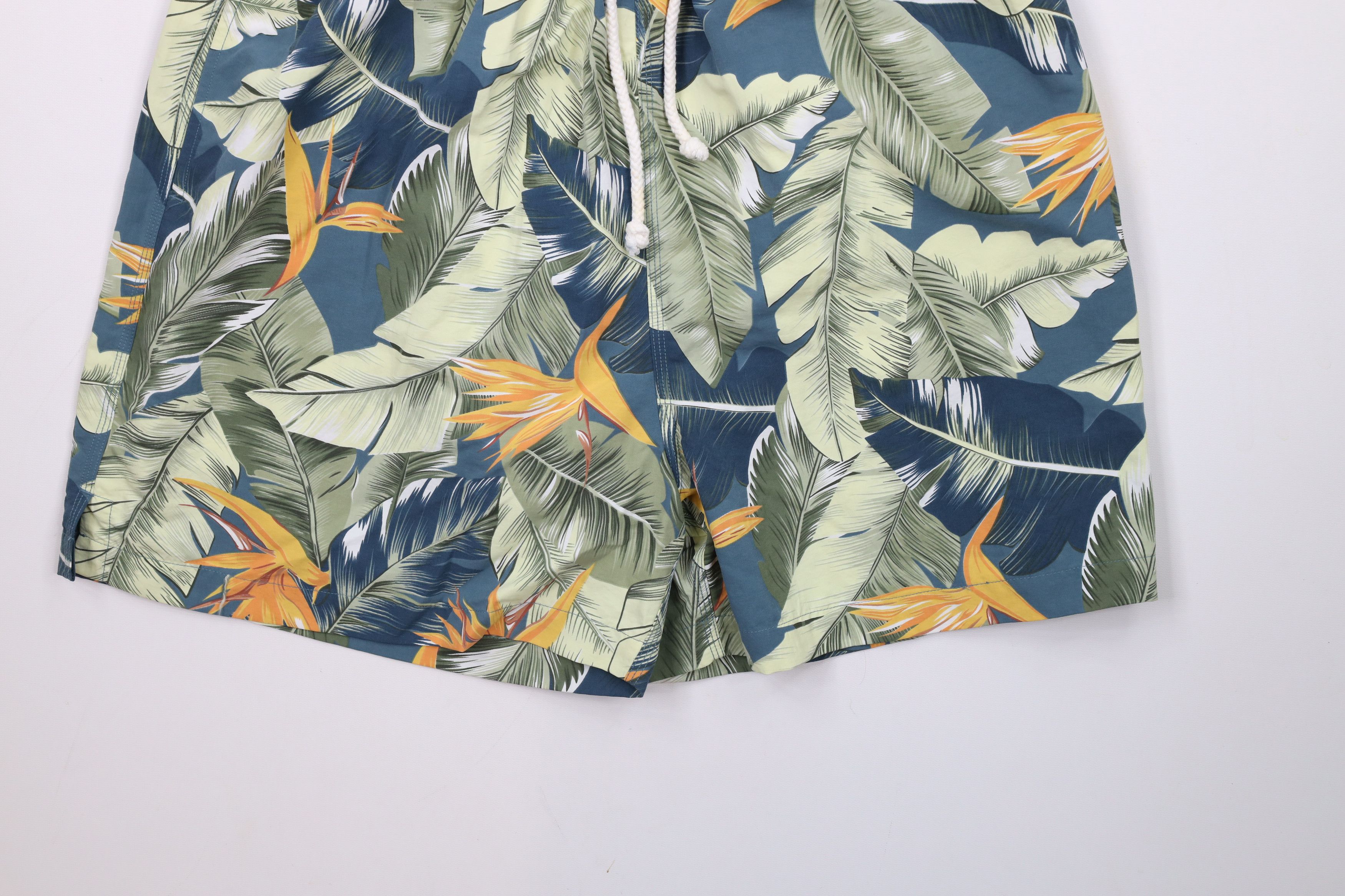 Tommy Bahama × Vintage Tommy Bahama Relax Spell Out Lined Palm Leaves Lined Shorts Size US 34 / EU 50 - 4 Thumbnail