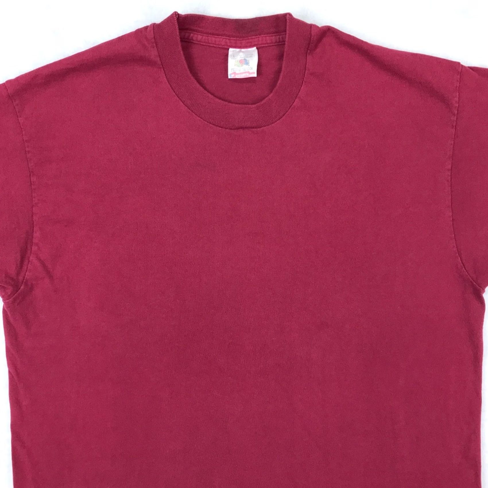 Fruit Of The Loom VINTAGE Fruit of the Loom T-Shirt Men 80s Red Cotton Short Sleeve Crew Neck Medium/M Size US M / EU 48-50 / 2 - 4 Thumbnail