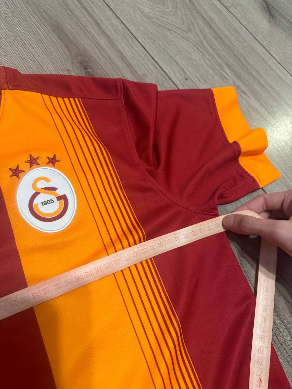 Nike GALATASARAY NIKE 2014/2015 FOOTBALL HOME JERSEY #10 SIZE M Size US M / EU 48-50 / 2 - 14 Thumbnail