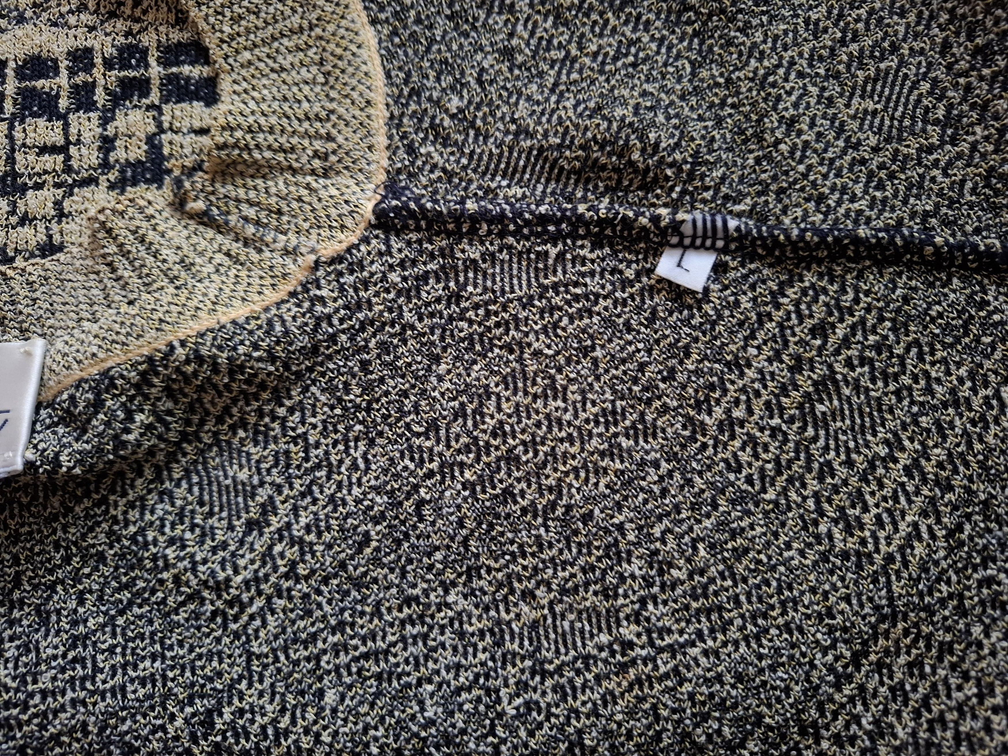 Givenchy Vintage Givenchy knitwear 3D pattern Size US L / EU 52-54 / 3 - 4 Thumbnail