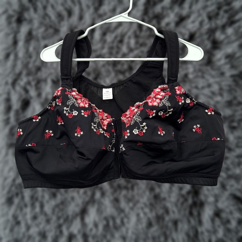 Vintage Coquette Bra 50F Floral Embroidery Front Closure Victorian Black Bra Women Wireless 50F Victorian Style Embroidered Zipper Front Closure N/A Size ONE SIZE - 1 Thumbnail