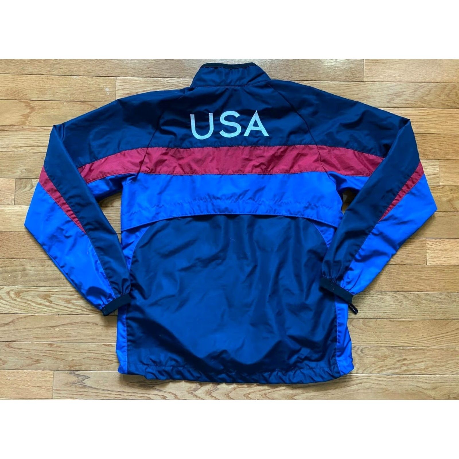 Nike VINTAGE Nike USA Track & Field Olympic Size XS Womens Running Jacket Windbreaker Size XS / US 0-2 / IT 36-38 - 2 Thumbnail